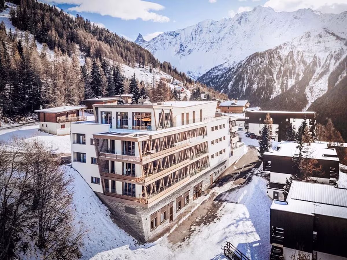 Family Retreat in Peisey Vallandry