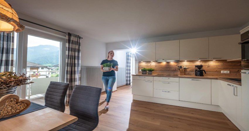 Apartment Eve Image 3