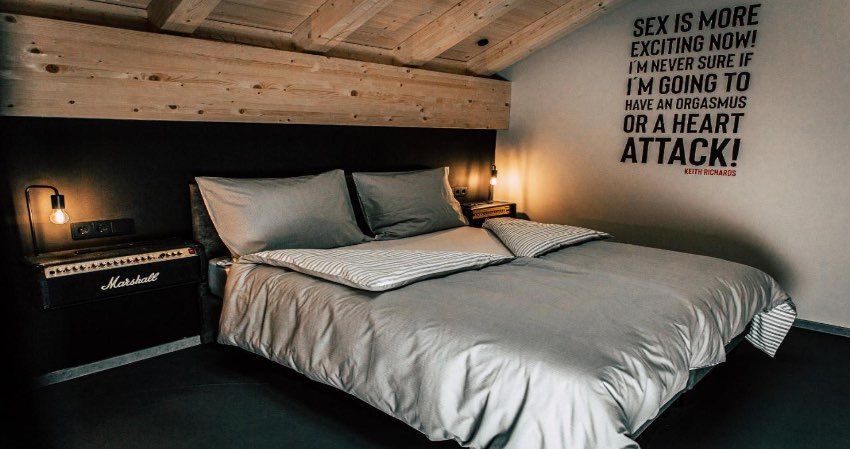 Boutique Apartments Old School Image 5