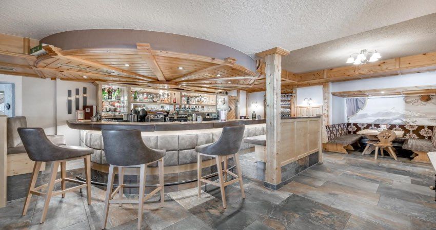 Burghotel Alpengluhn  Image 10