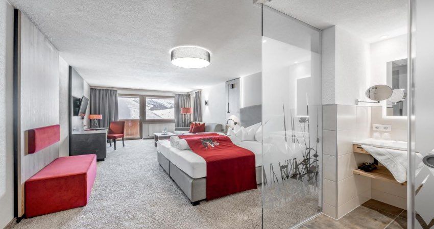 Burghotel Alpengluhn  Image 8