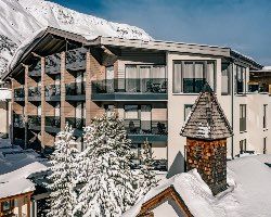 Gourmet & Wine Hotel Austria Featured Image