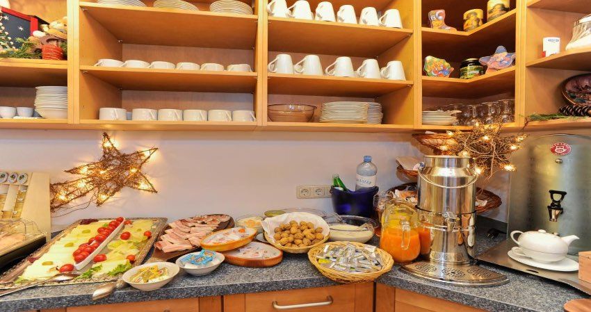 Hotel Valerie  Image 8