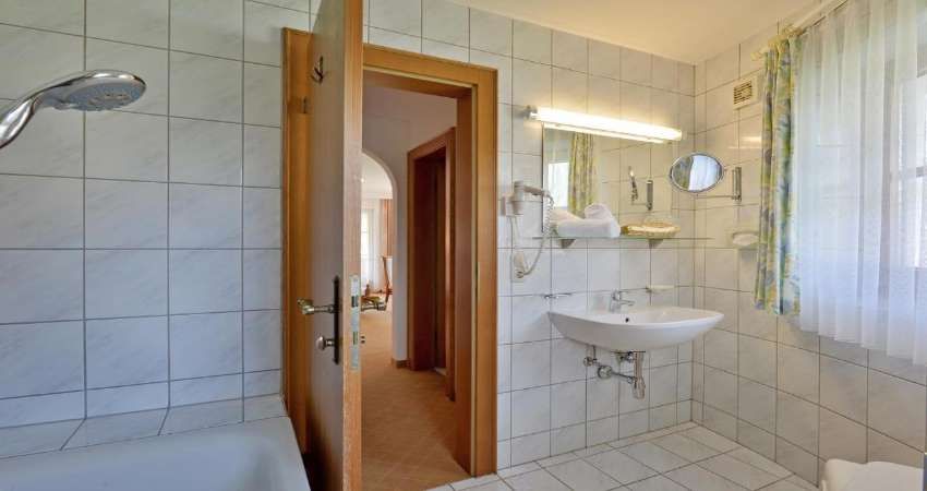 Hotel Waldheim Garni  Image 2