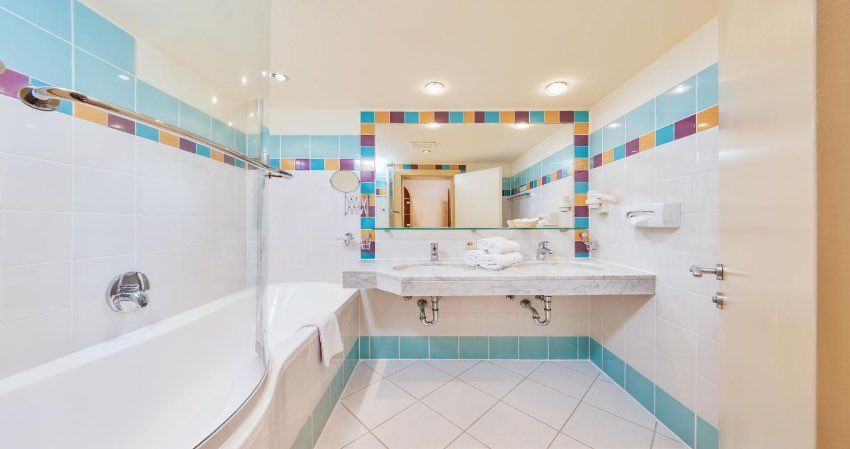 Sunny Solden Image 9