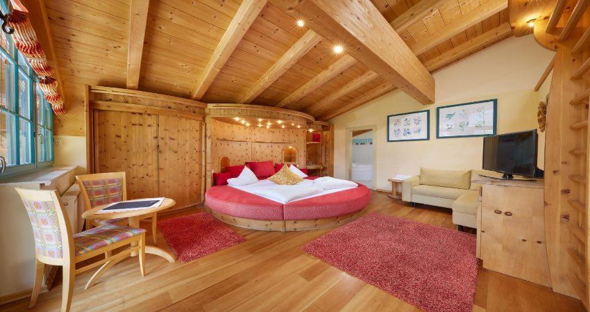 Sunny Solden Image 10