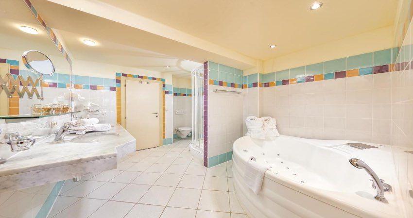 Sunny Solden Image 12