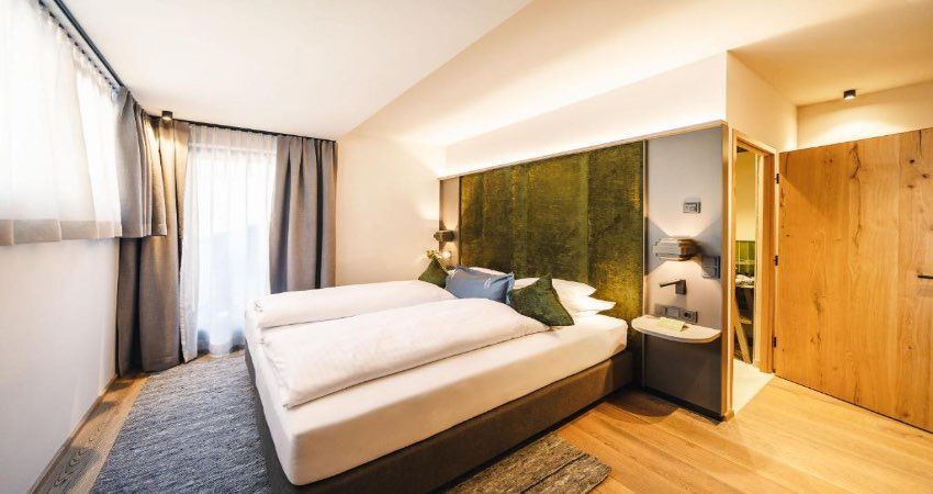 Arpuria Hidden Luxury Mountain Home Image 6