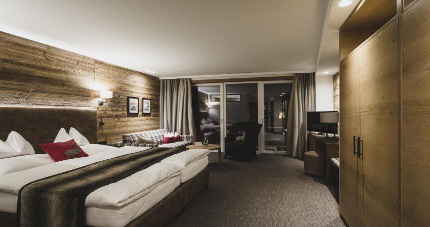 Schwarzer Adler Hotel Image 11