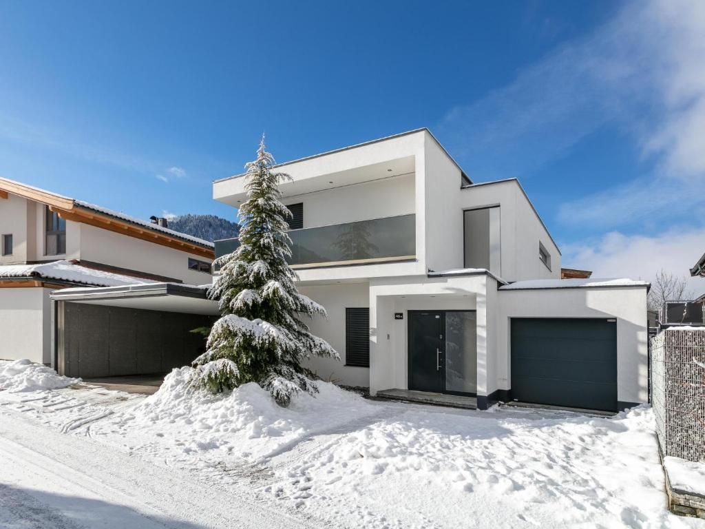 Alpin Chalet Arte Featured Image