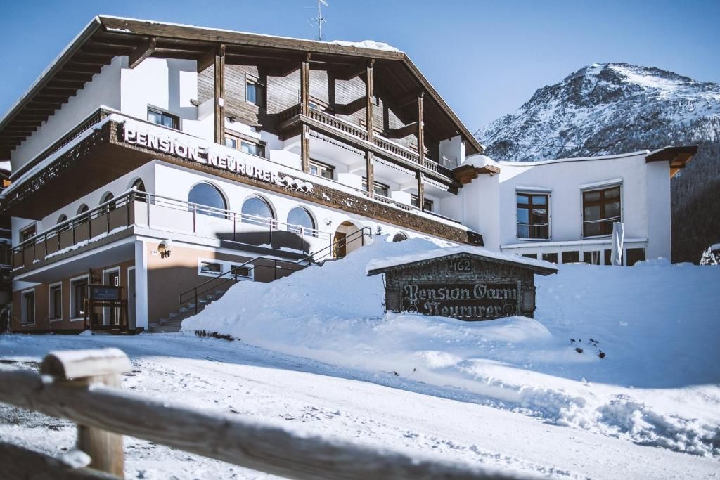 Pension Neururer Featured Image