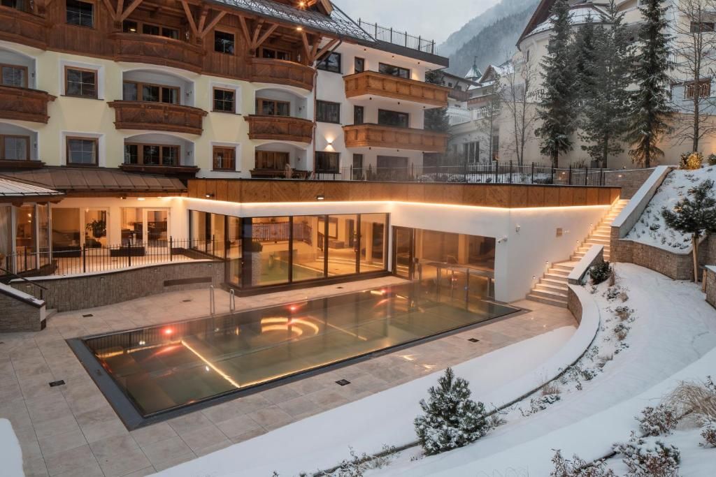 Superior Hotel Post Ischgl Featured Image