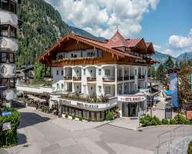 Hotel Berghof Mayrhofen Featured Image