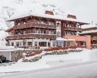 Hotel Garni Pirchhutt Featured Image