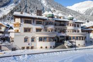 Hotel Schlosshof Featured Image