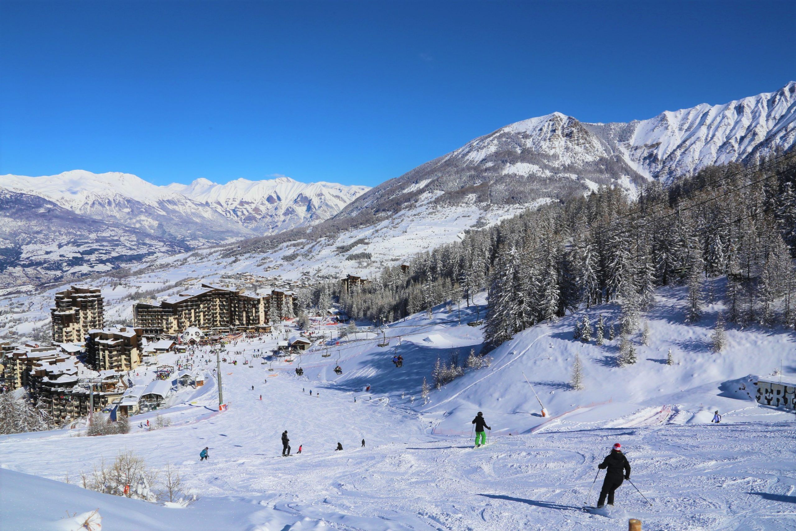 Best ski resorts in France for experienced skiers