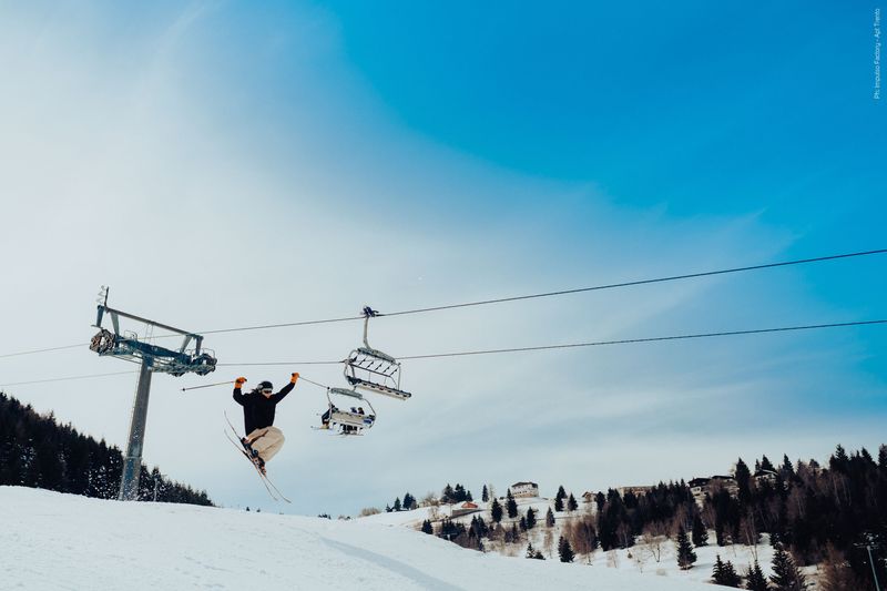 When Is the Cheapest Time to Go Skiing?